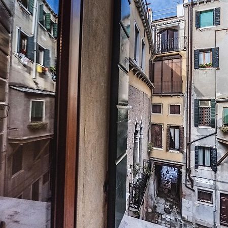 Apartamento Ca' Teatro Vecchio Venecia Exterior foto