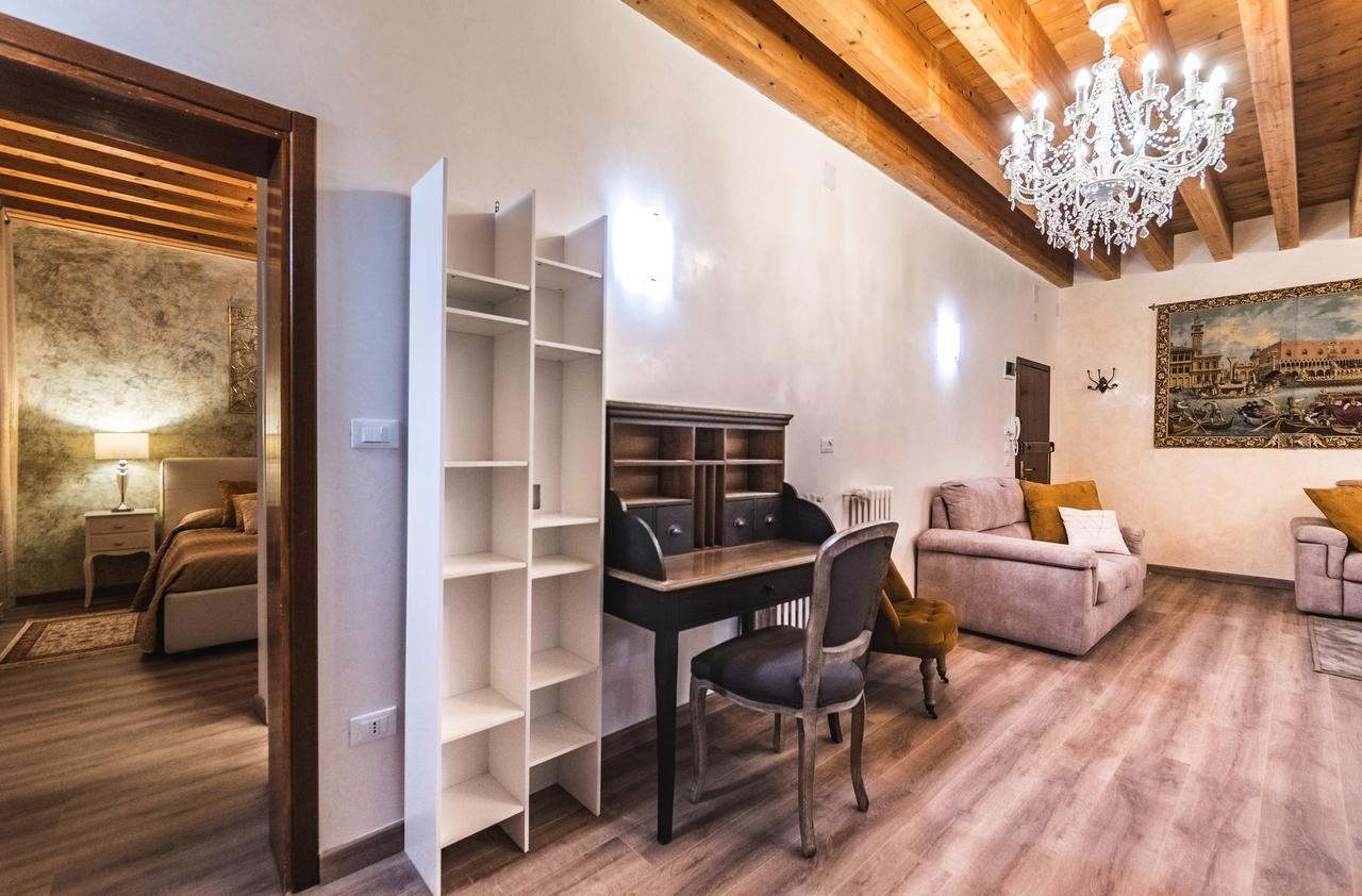 Apartamento Ca' Teatro Vecchio Venecia Exterior foto