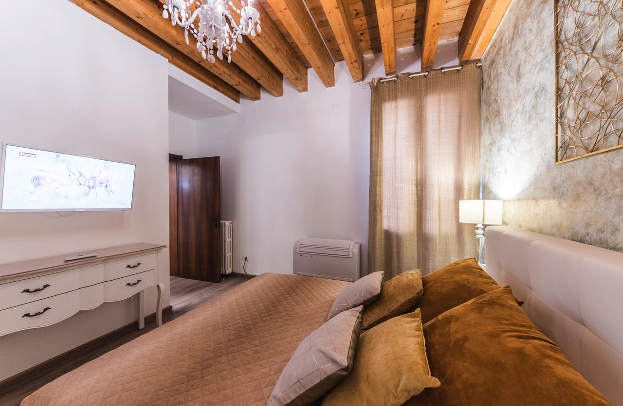Apartamento Ca' Teatro Vecchio Venecia Exterior foto